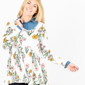 New with Tag Agnes & Dora Muse Top Long Sleeve Ivory Floral Size S